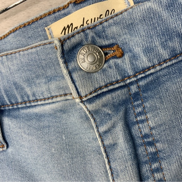 Madewell 10” High-Rise Skinny Crop Raw Hem. Style# NI913. Size 31. Light Wash. - Picture 6 of 11